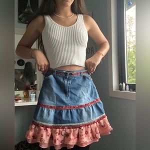 90-00’s rhinestone decal ruffle skirt